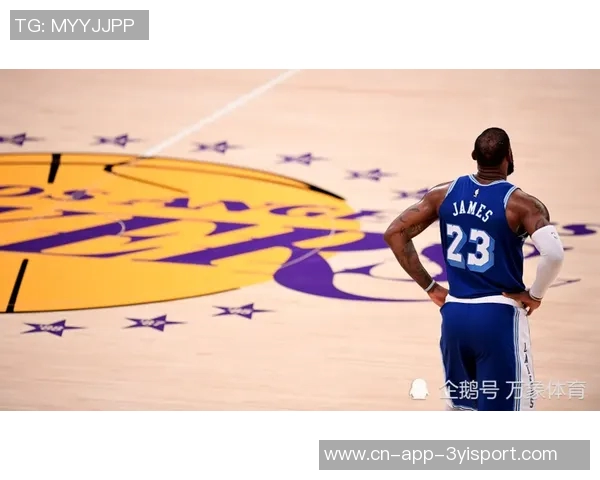 孙兴慜携快船定制球衣展现笑容梦幻联动引发球迷热议