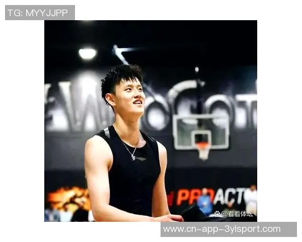 媒体人谈曾凡博选择大学的重要性认为其决策过于急躁