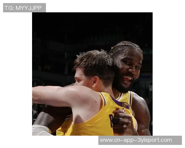 艾顿内线表现出色今日9球助力场均得分15分紧随字母哥之后位列联盟第二