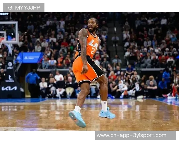 伦纳德带伤坚持作战脚踝膝盖问题仍需关注